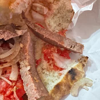 Yetersiz Pişmiş Ürün, İlgisiz Personel Ve Fiş Gönderilmemesi Sorunu