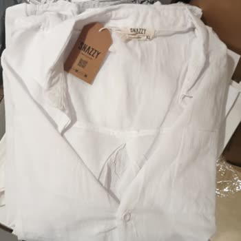 Siparişimde Yanlış Gönderilen Gömlekler Güvenimi Sarsıyor