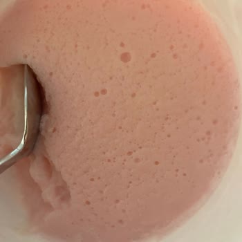 Dr. Oetker Çilekli Puding Köpürdü, Kıvamı Bozuldu!