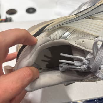 Satın Aldığım Nike Ayakkabıda Ürün Hatası Ve Mağaza İlgisizliği