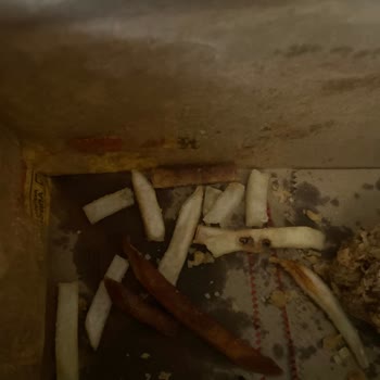 Popeyes Siparişimde Eksik Ve Yanmış Ürünlere Çözüm Bulamıyorum