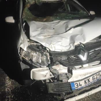 Kazada Airbagler Açılmadı Yolcular Ölüm Tehlikesi Atlattı