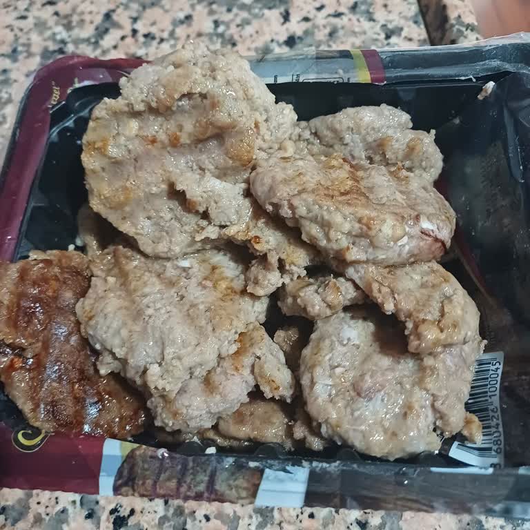 A101'den Aldığım Akçaabat Köftesi Kötü Koku Ve Tat Nedeniyle Çöpe Gitti