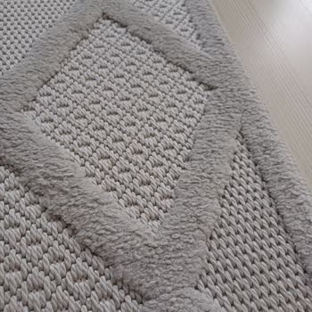 Kullanıcı Hatası Bahanesiyle Halı Sorumluluğundan Kaçılıyor