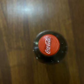 Aldığım Coca-Cola Tamamen Asitsiz Ve Market Çözüm Sunmadı