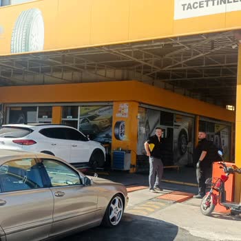 Yeni Alınan Lastik Kısa Sürede Yarıldı, Değişim Süreci Mağduriyet Yarattı