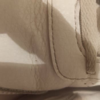 Kısa Sürede Hasar Gören Adidas Ayakkabı İçin İade Talebim Reddedildi