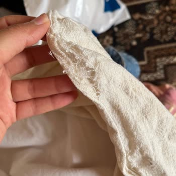 Kısa Sürede Yırtılan Pantolon Ve Yurt Dışında Destek Alamama Sorunu