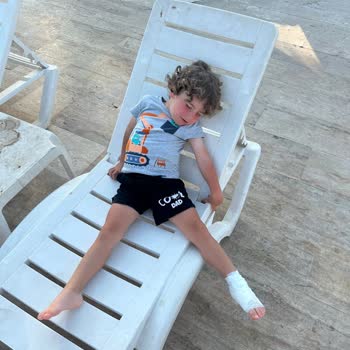 Oğlum Havuzda Yaralandı Otelden İlgi Ve İade Alamadık