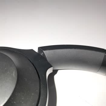 Повторные трещины на наушниках Razer Barracuda