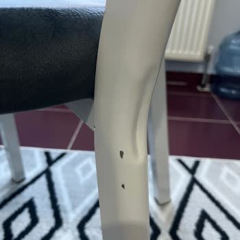 Hasarlı Ürünler Ve İlgisiz Mağaza Nedeniyle Mağduriyet Yaşadım