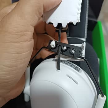 Гарнитура Razer Blackshark V2 Pro: Проблема с поломкой петли после покупки