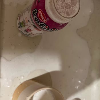 Son Kullanma Tarihi Geçmemiş Kefir Patladı, Evim Ve Kıyafetlerim Kirlendi