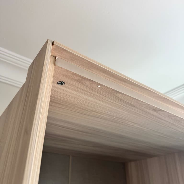 Teslim Edilen Mobilyalar Hasarlı, Değişim Süreci Gecikti!