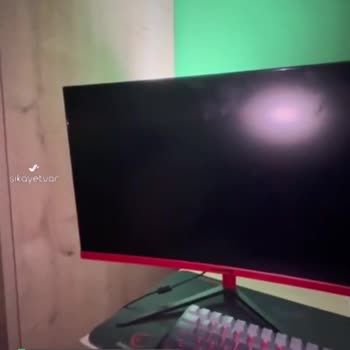 Trendyol Bir Anda Kendi Kendine Kırılan Monitör!