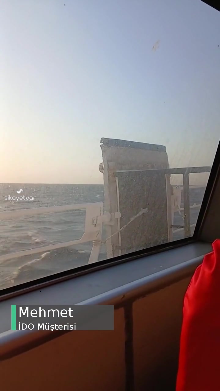İDO Kapı Demire Vura Vura Ses Çıkardı, Beynimiz Şişti! videonun kapak resmi