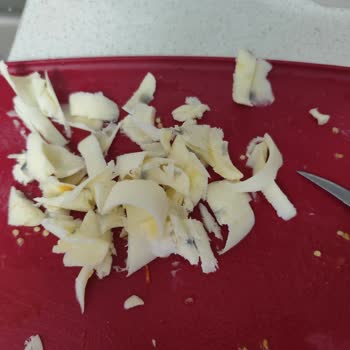 Meram Obruk BİM’den Aldığım Tereyağlarının Tamamı Küflü Ve Bozuk Çıktı, Mağduriyetim Giderilmiyor!