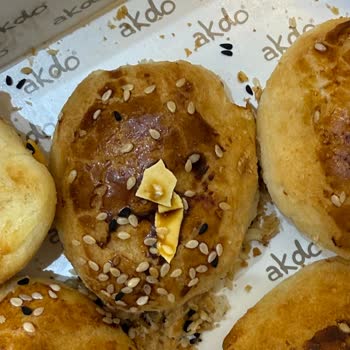 Aldığım Pastanın Ekşiliği Ve Poğaçadan Çıkan Yumurta Kabuğu Şok Etti