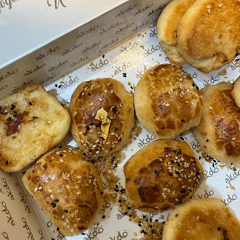 Aldığım Pastanın Ekşiliği Ve Poğaçadan Çıkan Yumurta Kabuğu Şok Etti