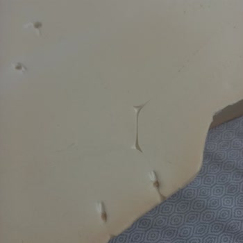 Kusurlu Gelen Yastık Ve Müşteri Hizmetlerinden Yanıt Alamama Hayal Kırıklığı