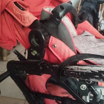 Ajet Uçuşunda Kırılan Bebek Arabası İçin Çözüm Sunulmuyor