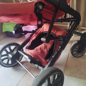 Ajet Uçuşunda Kırılan Bebek Arabası İçin Çözüm Sunulmuyor