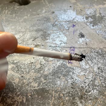Marlboro Red Sigaralarda Tekrar Eden Odun Parçası Sorunu