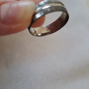 Satın Aldığım Alyans Yüzükte Tekrarlayan Kararma Ve Garanti Sorunu