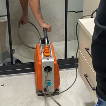 Tesisatçıdan Beklenmedik Yüksek Ücret Ve İletişimsizlik Mağduriyeti