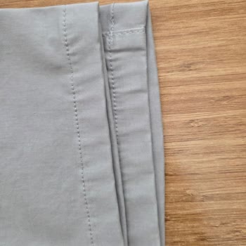 W Collection Pantolon Tadilatında Dikkatsizlik: Farklı Paça Ebatları Ve Çözüm Talebi