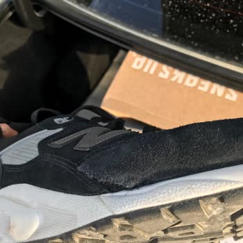 Aldığım Ayakkabıda Üretim Hatası Ve İlgisiz Müşteri Hizmetleri