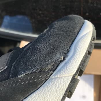 Aldığım Ayakkabıda Üretim Hatası Ve İlgisiz Müşteri Hizmetleri