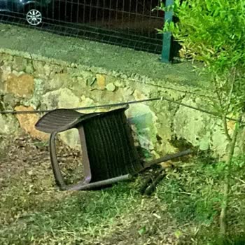 Kırılan Sandalyelerim Alınmıyor Ücret İadesi Yapılmıyor Mağduriyetim Büyüyor