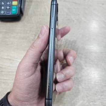 Yenilenmiş İphone 11 Cihazı Kusurlu Ve Eksik Bilgilendirme Nedeniyle Mağduriyet
