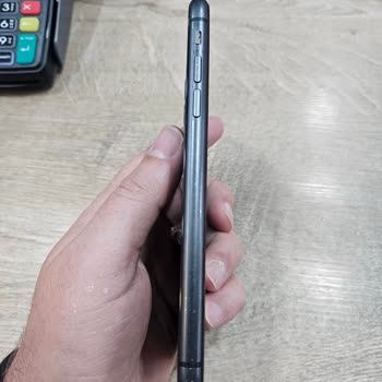Yenilenmiş İphone 11 Cihazı Kusurlu Ve Eksik Bilgilendirme Nedeniyle Mağduriyet