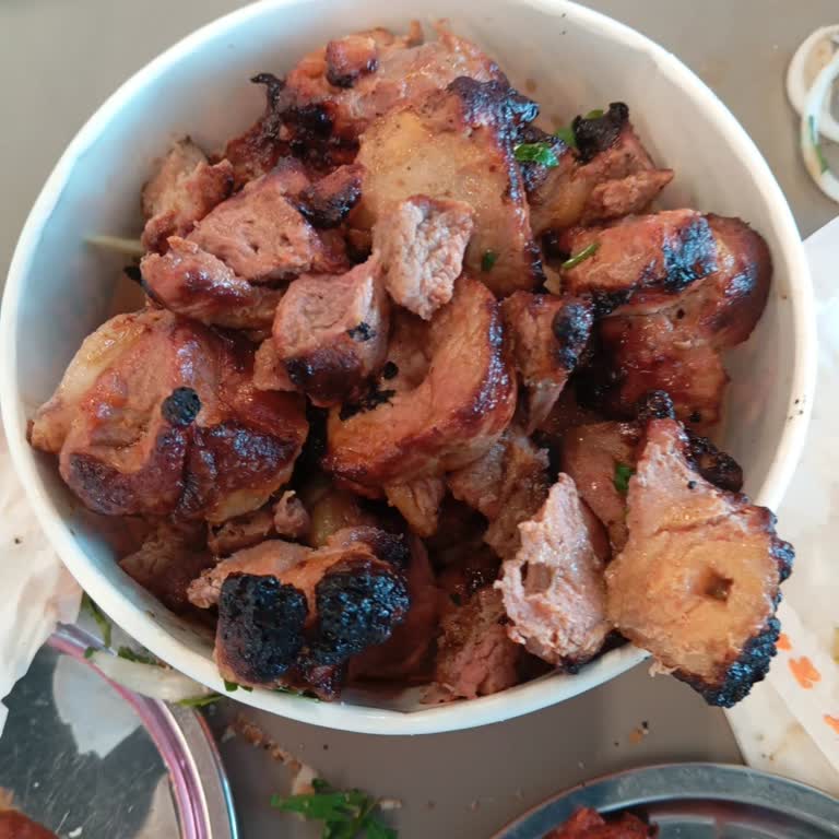 Sarayköy Dinlenme Tesisinde Kötü Hizmet Ve Kalitesiz Et Şiş Deneyimi