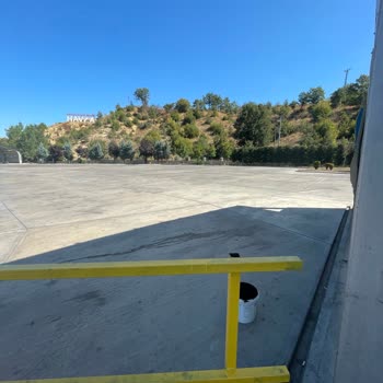 Opet Acarlar Petrol'de Tır Ve Kamyonlara Park Yasağı Ve Olumsuz Davranış