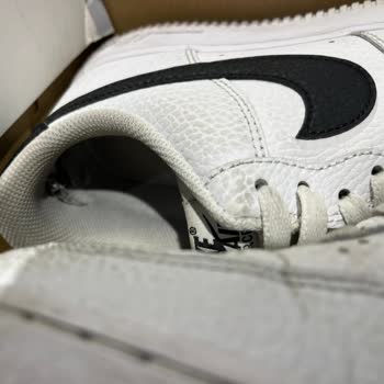 Kısa Sürede Yırtılan Ayakkabı İçin Garanti Reddi Ve Mağduriyet