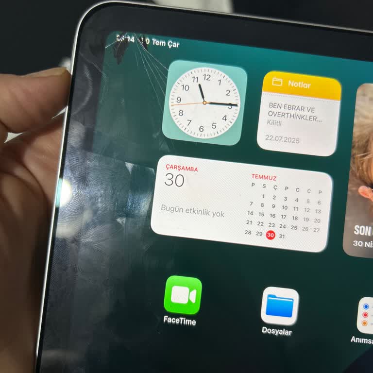 Yeni Alınan İpad'in Camı Çatladı, Yüksek Değişim Ücreti Mağduriyeti