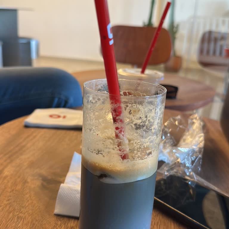 Red Velvet Tatlıda Tekrar Saç Çıktı, Hijyen Konusunda Endişeliyim