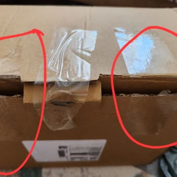 Basit Kargo Açılan Hijyenik Ürünler Sağlık Ve Mahremiyetimi Tehdit Etti!
