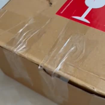 Basit Kargo Açılan Hijyenik Ürünler Sağlık Ve Mahremiyetimi Tehdit Etti!