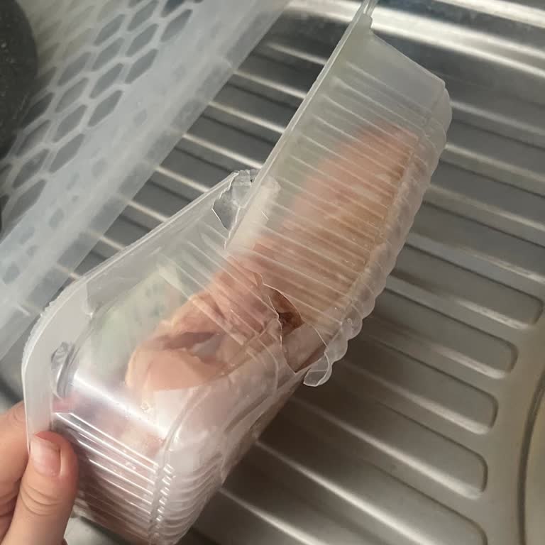 Bozuk Tavuk, İlgisiz Müşteri Hizmetiyle Mağduriyet