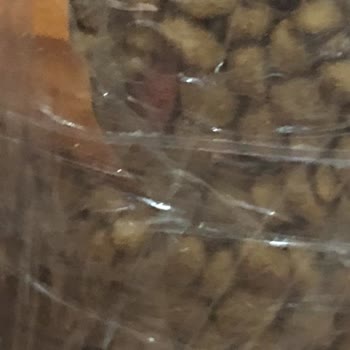 Patlak Ve Şüpheli Kedi Maması Mağduriyeti Çözülmüyor