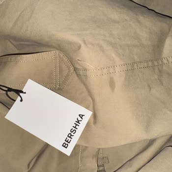 Lekeli Ve Hatalı Trençkotun Değişiminde Stok Sorunu Yaşadım