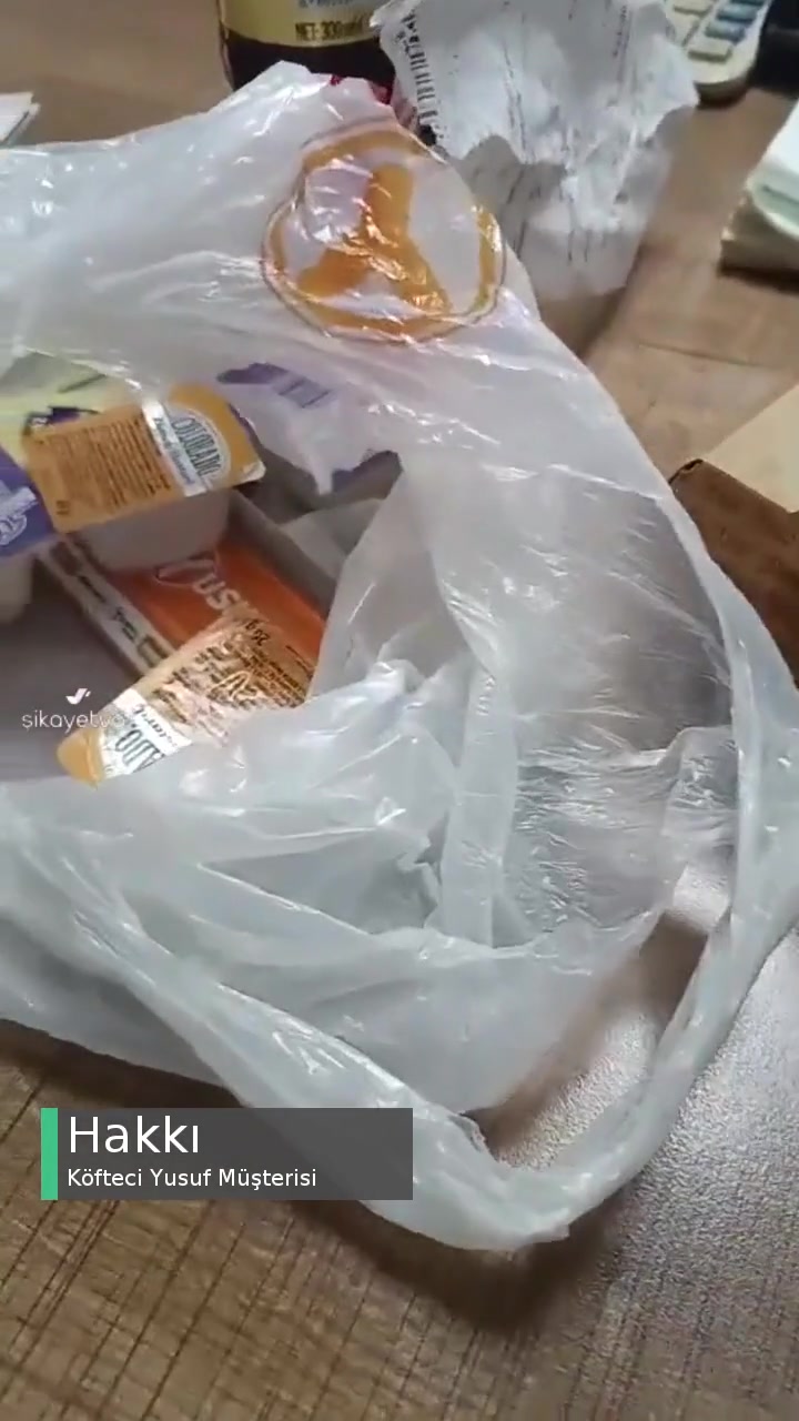 Köfteci Yusuf Ürün Poşete Dökülmüş Halde Geldi Bana videonun kapak resmi