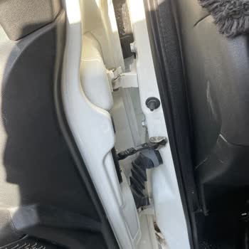 Garantili Araçta Kapı Sarkması İçin Kullanıcı Hatası Denilmesi