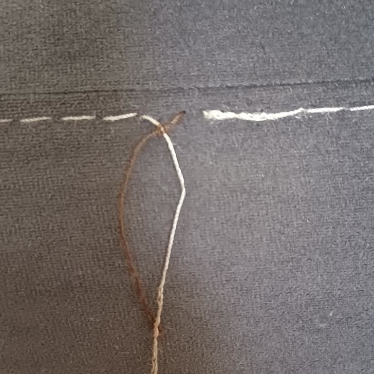 Koltuk Takımında Kısa Sürede Dikiş Sökülmesi Ve Kalitesiz İşçilik