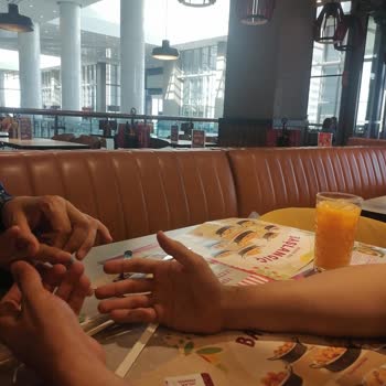 Taurus AVM'de Danışma Eksikliği Ve Bebek Arabası Hizmetinin Kaldırılması Mağduriyet Yarattı