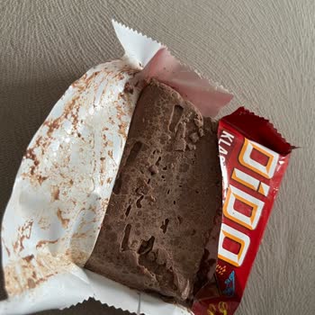 Aldığım Çikolatanın Ambalajı Bozuk Çıktı, Değişim İstiyorum